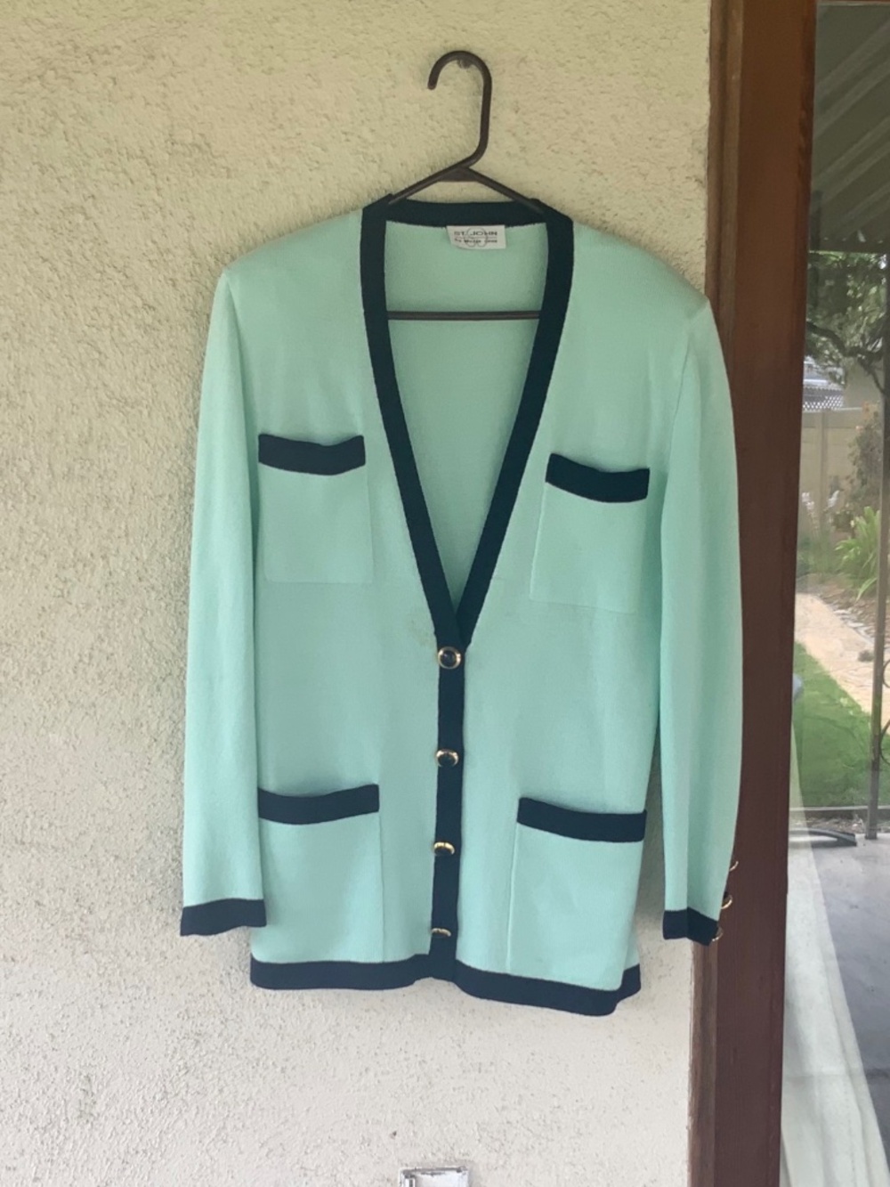 ST. JOHN KNIT CARDIGAN